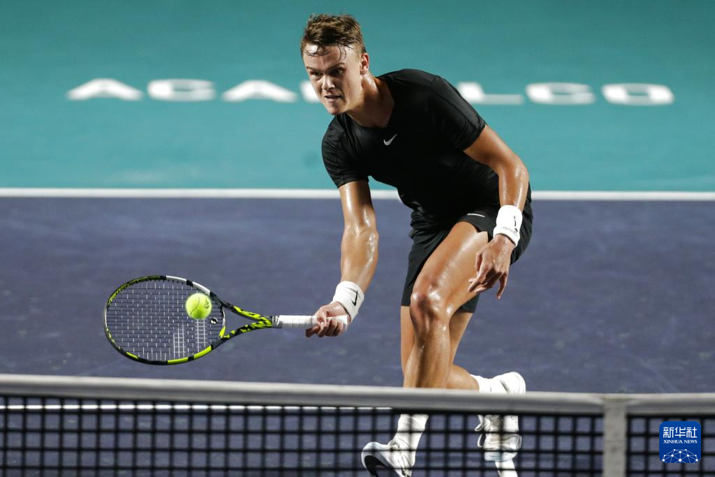 通过均匀的 通过均匀的