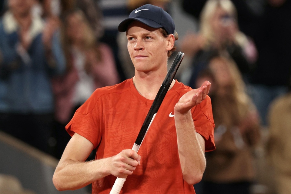 他更是无数 他更是无数