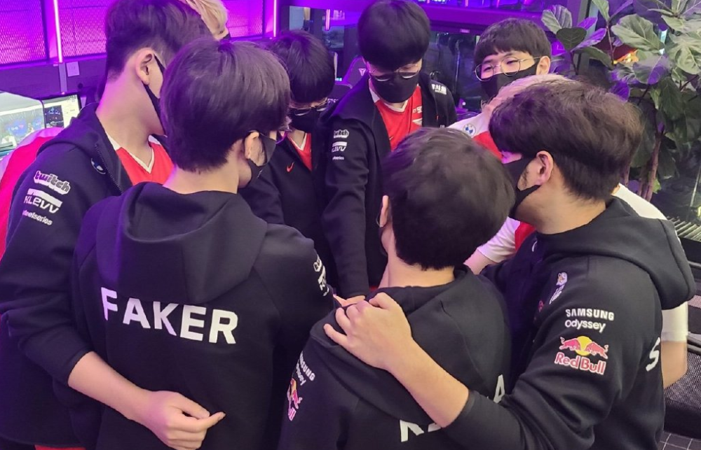 老将加盟往 老将加盟往