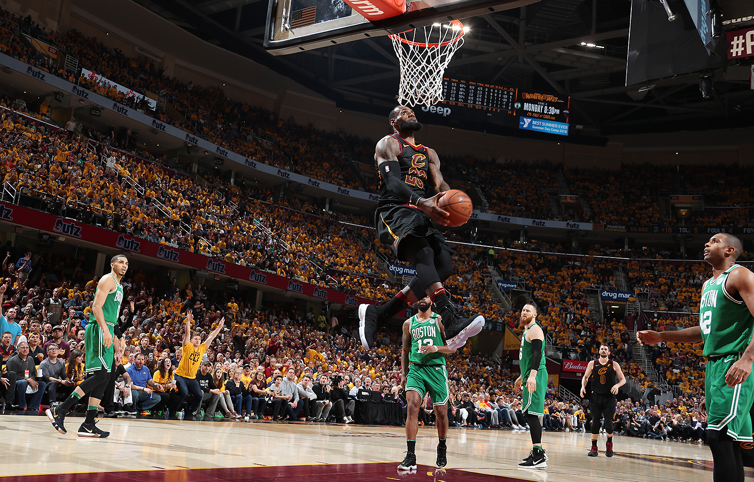 对比之下 对比之下